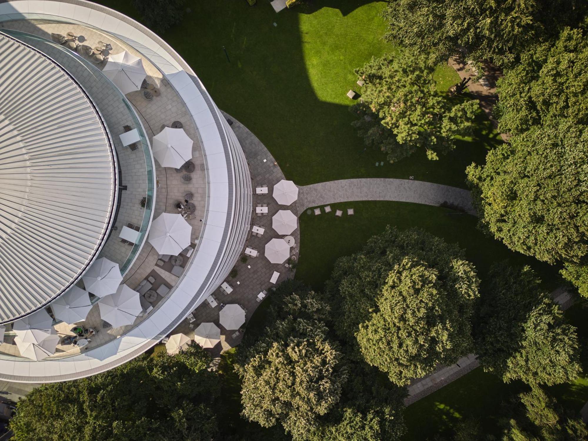 The Fontenay Hamburg-Harburg Exteriör bild Aerial view of the building