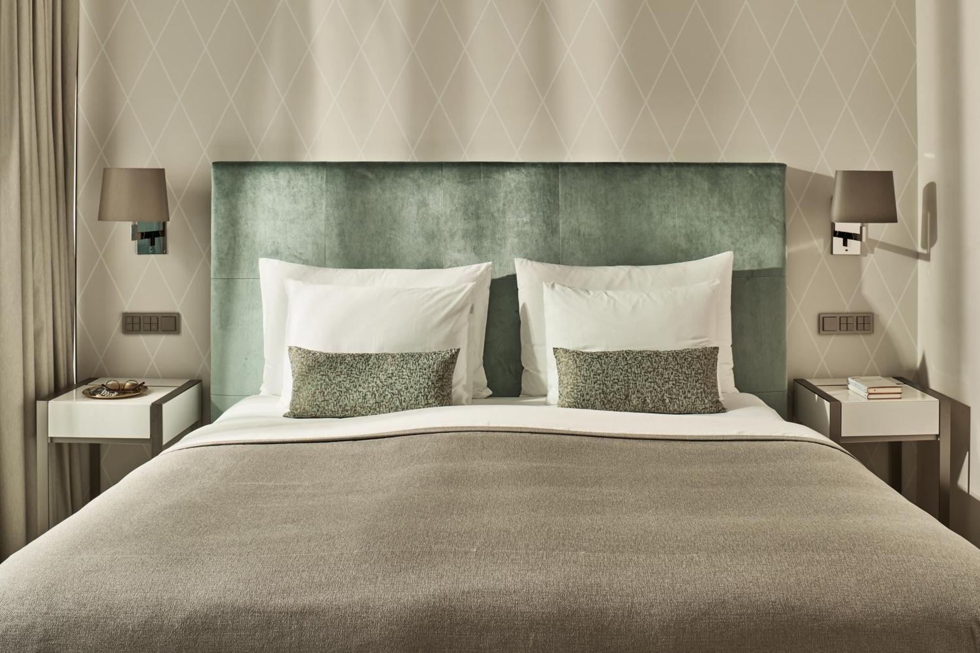 The Fontenay Hamburg-Harburg Exteriör bild Deluxe room